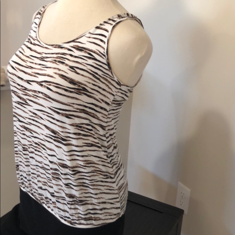 black & brown tank - Picture 3 of 6